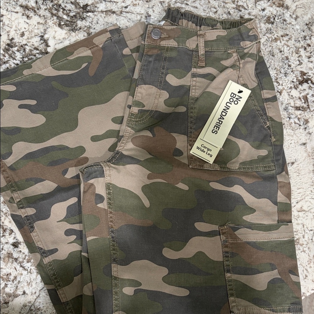 No Boundaries Green and Brown Camouflage Pants